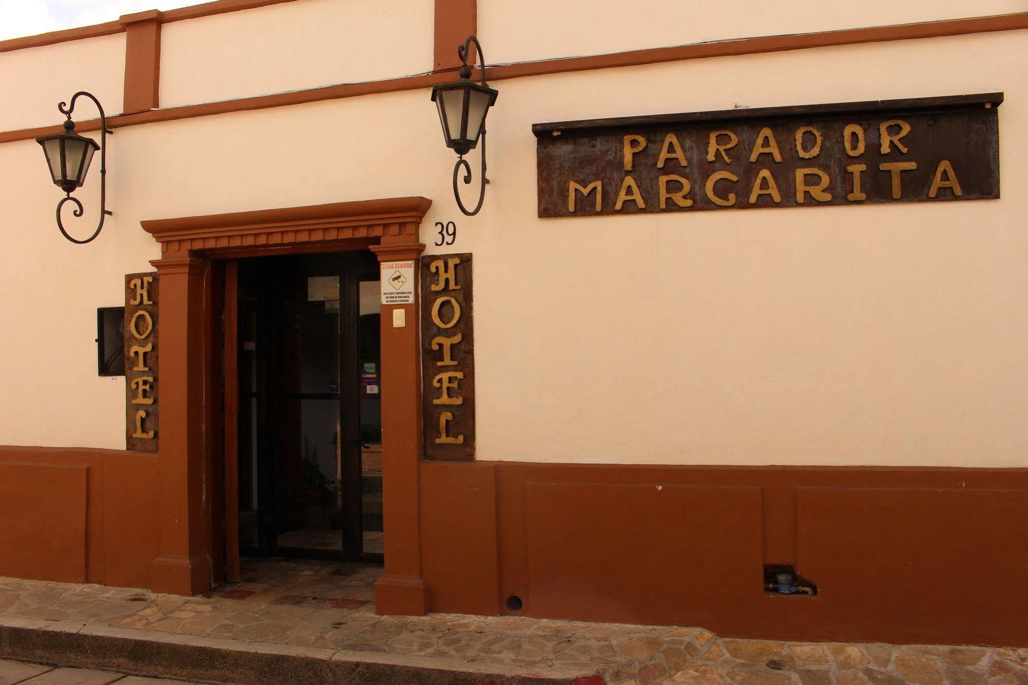 Parador Margarita Сан-Кристобаль-де-Ла-Касас Экстерьер фото